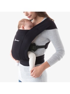 Ergobaby Embrace – švelni ir kompaktiška nešioklė nuo gimimo