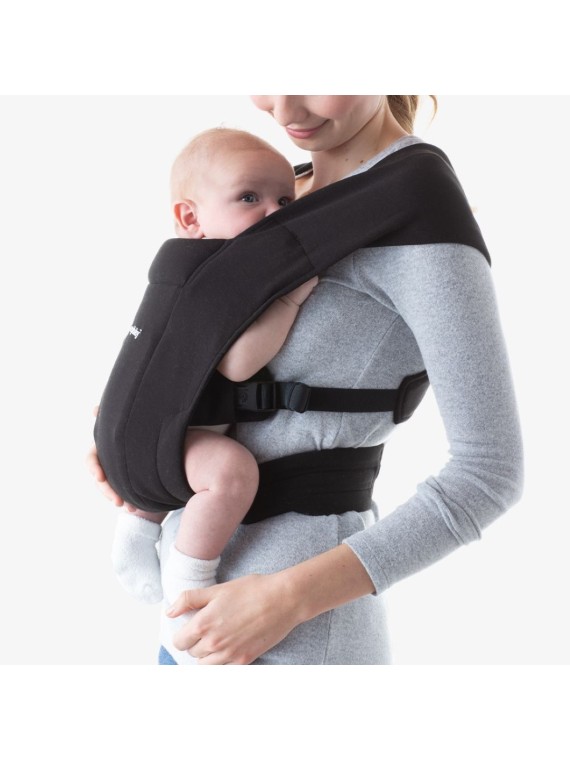 Ergobaby Embrace – švelni ir kompaktiška nešioklė nuo gimimo