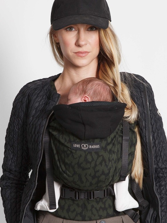 LOVE RADIUS HoodieCarrier 2 – ergonomic baby carrier from birth
