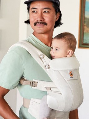 Ergobaby Omni Dream – all carry positions from birth to 20 kg | Babyslings.eu