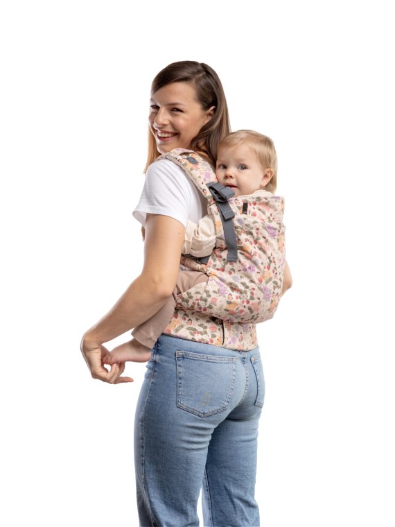 Boba X – adjustable ergonomic carrier from birth