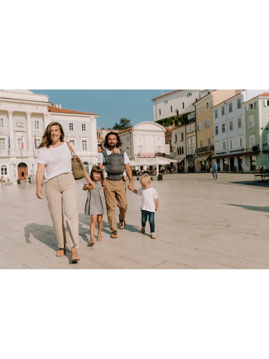 Boba X – adjustable ergonomic carrier from birth