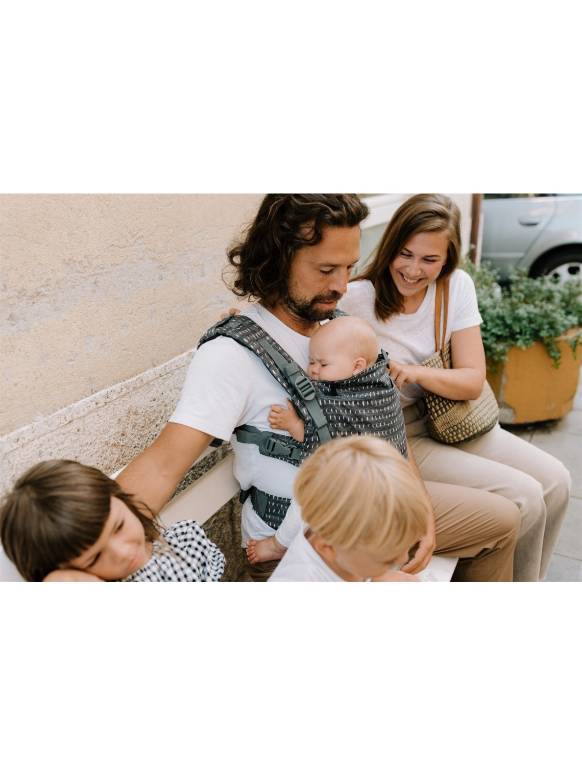 Boba X – adjustable ergonomic carrier from birth