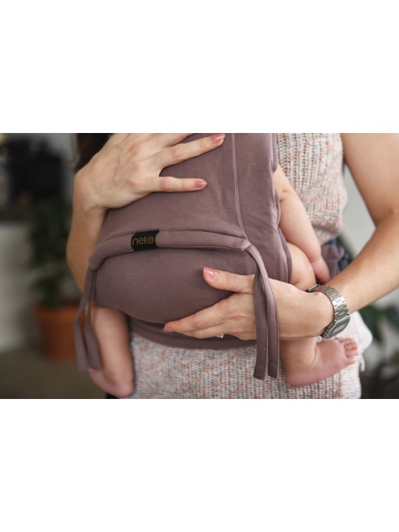 Neko Tiny – nešioklė mažyliams nuo 2,5 kg, su tampriu audiniu ir plačiais diržais