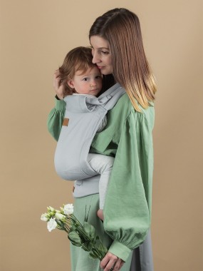ISARA Quick Half Buckle – hybrid baby carrier with buckle and wrap flexibility