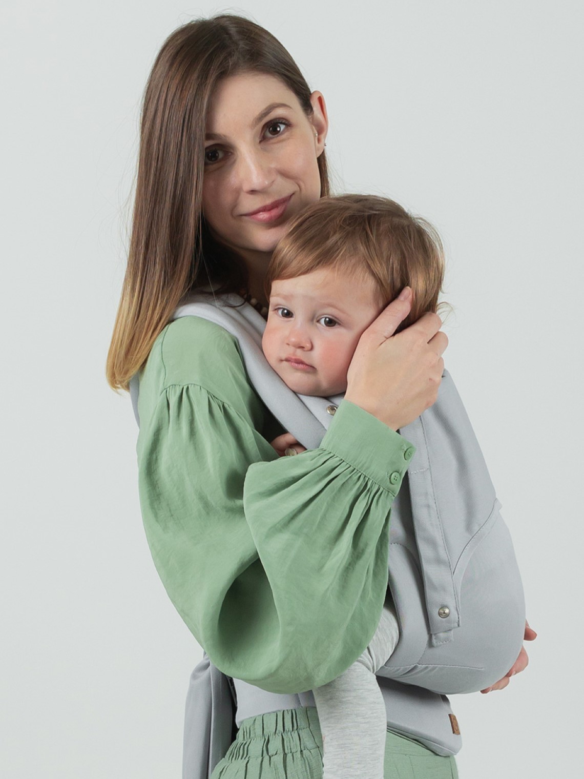 ISARA Quick Half Buckle – hybrid baby carrier with buckle and wrap flexibility
