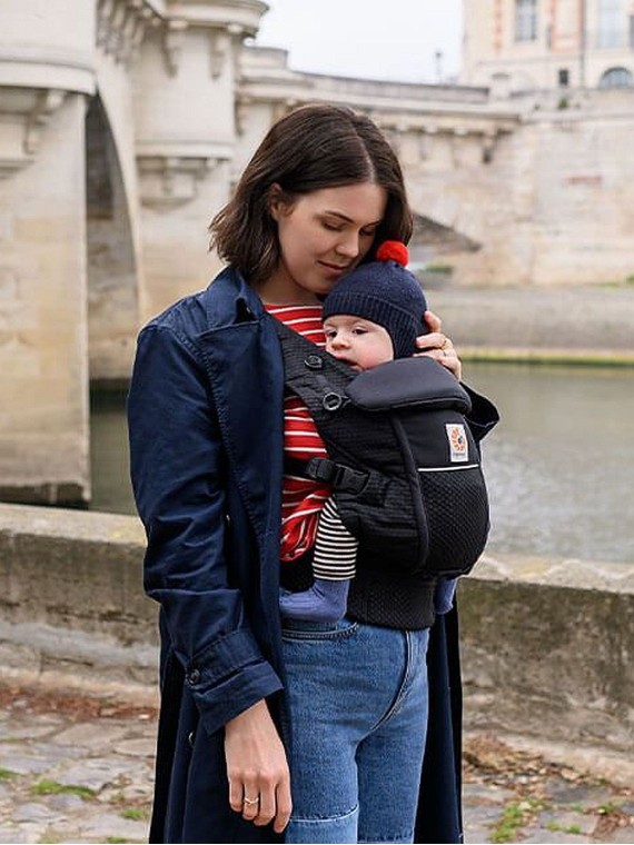 Ergobaby Adapt baby carrier – from newborn to toddler
