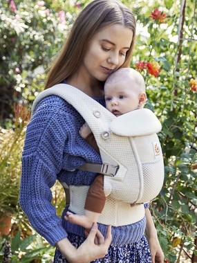 Ergobaby Adapt baby carrier – from newborn to toddler