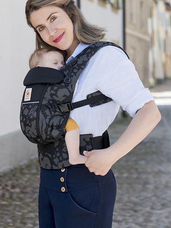 Ergobaby Adapt baby carrier – from newborn to toddler