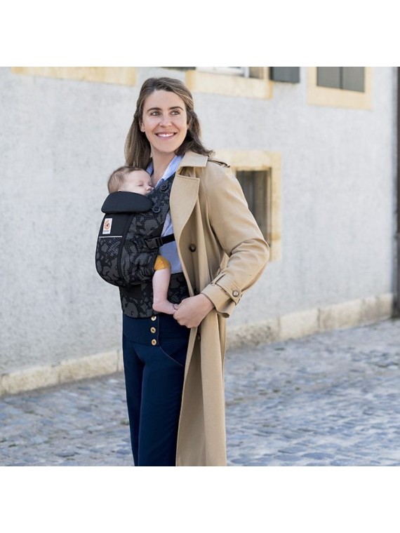 Ergobaby Adapt baby carrier – from newborn to toddler