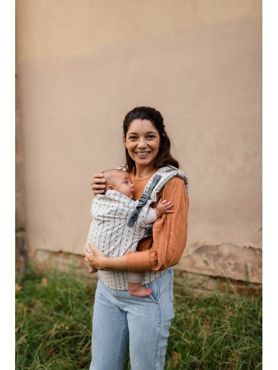 Boba X – adjustable ergonomic carrier from birth