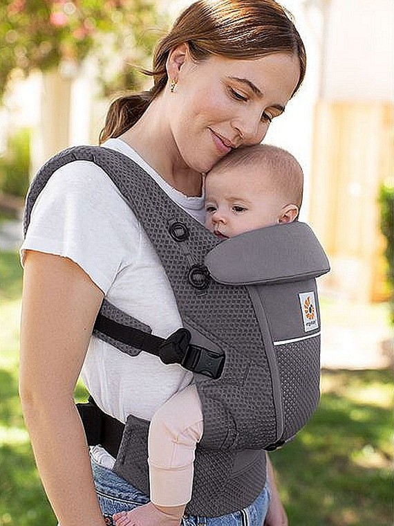 Ergobaby Adapt baby carrier – from newborn to toddler