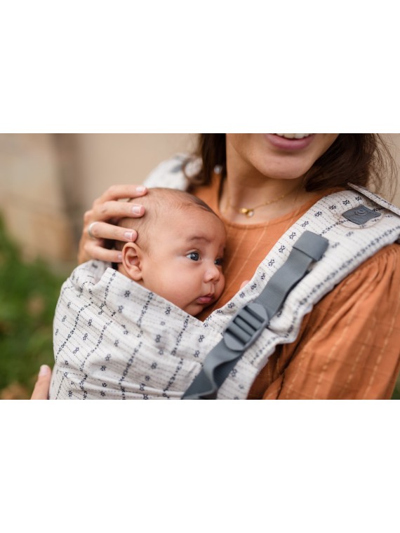 Boba X – adjustable ergonomic carrier from birth