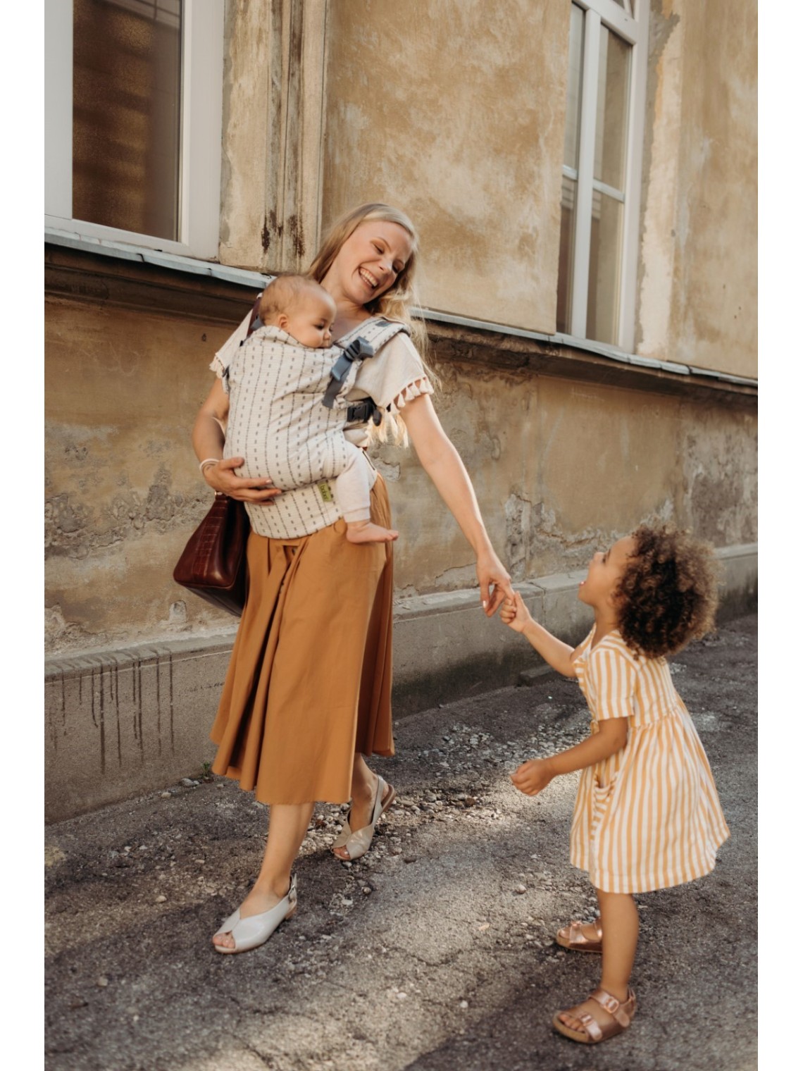 Boba X – adjustable ergonomic carrier from birth